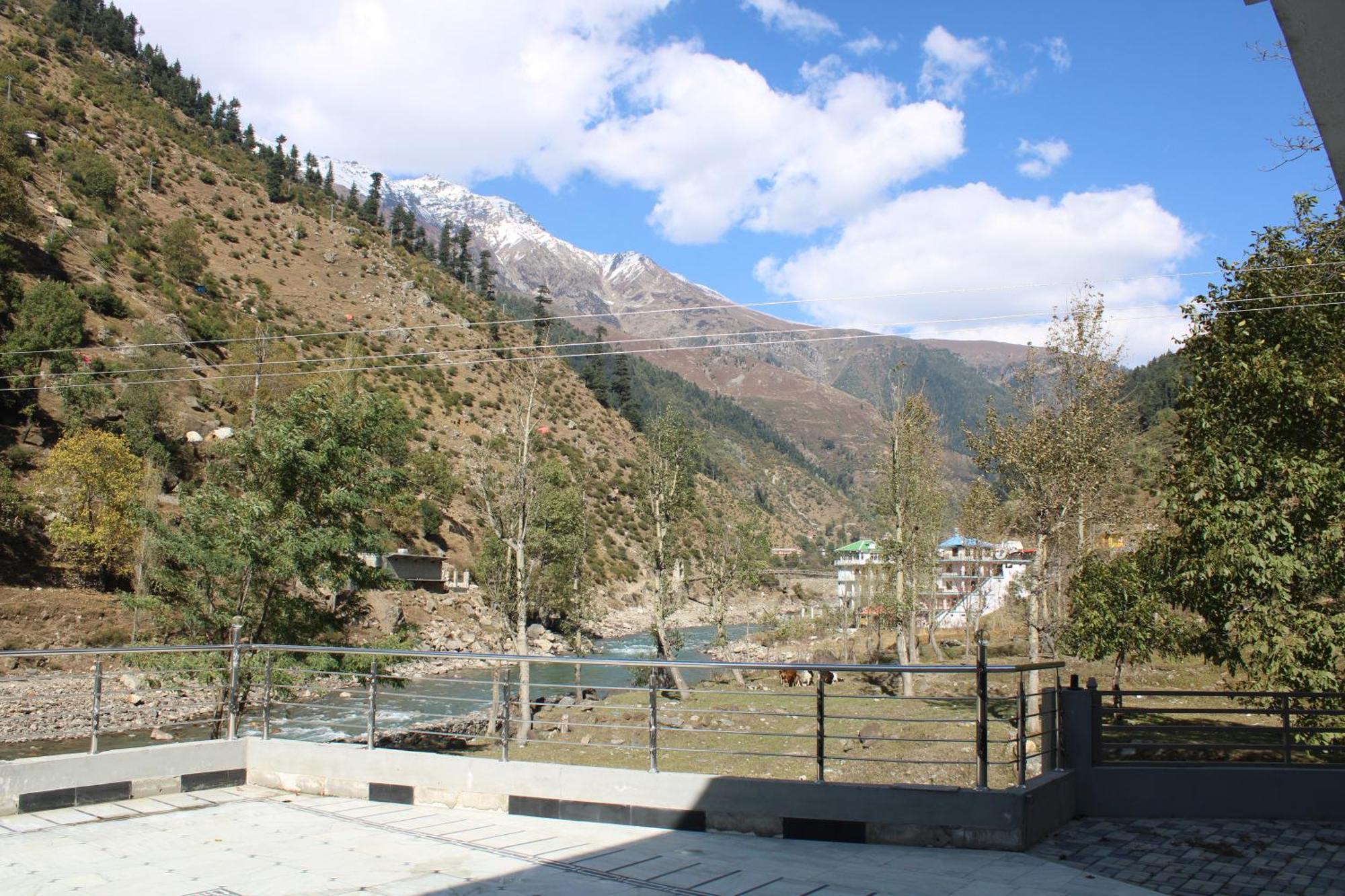 River Garden Hotel And Resort Naran Dış mekan fotoğraf
