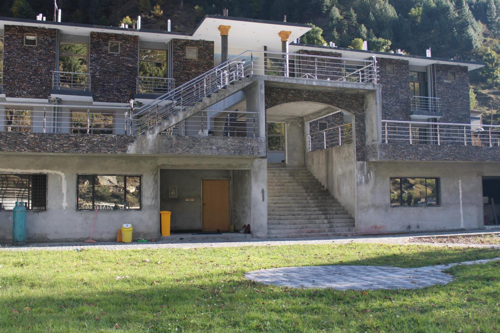 River Garden Hotel And Resort Naran Dış mekan fotoğraf
