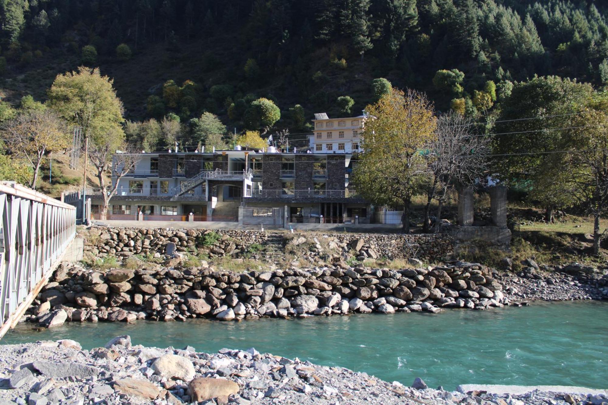 River Garden Hotel And Resort Naran Dış mekan fotoğraf